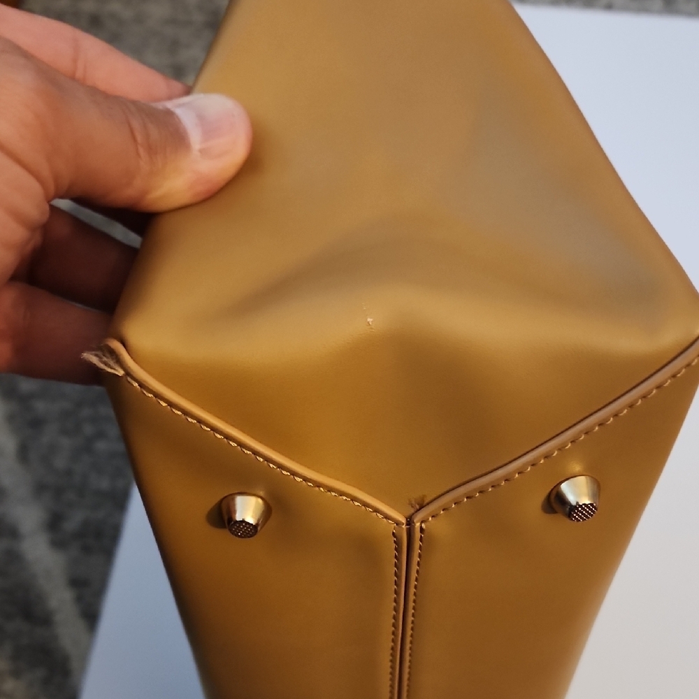 Alessandra Tan Leather Tote Bag - Picture 12 of 14